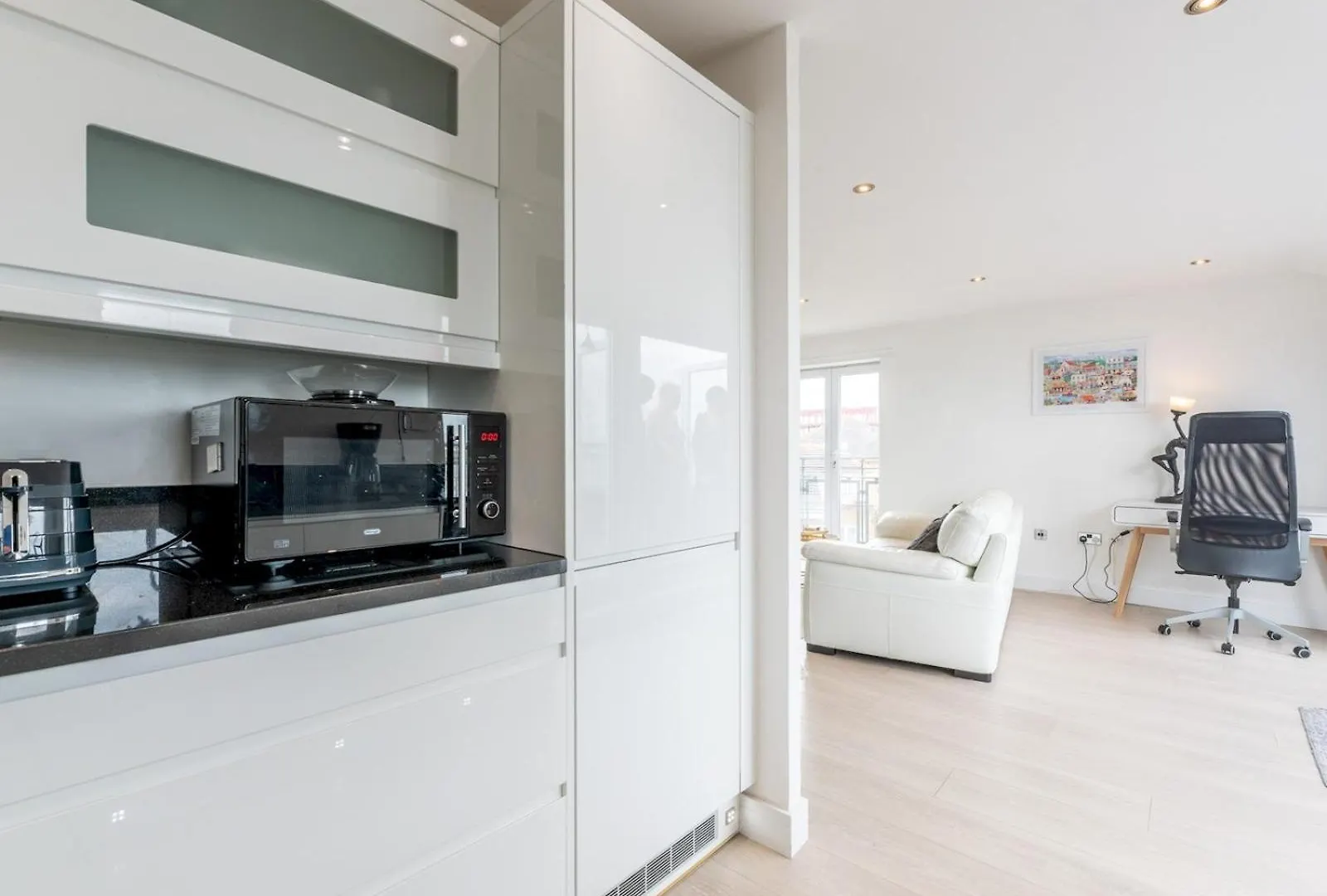 Windrush Court - Stunning Penthouse With River Views Near Erith Stn Pass The Keys Apartment