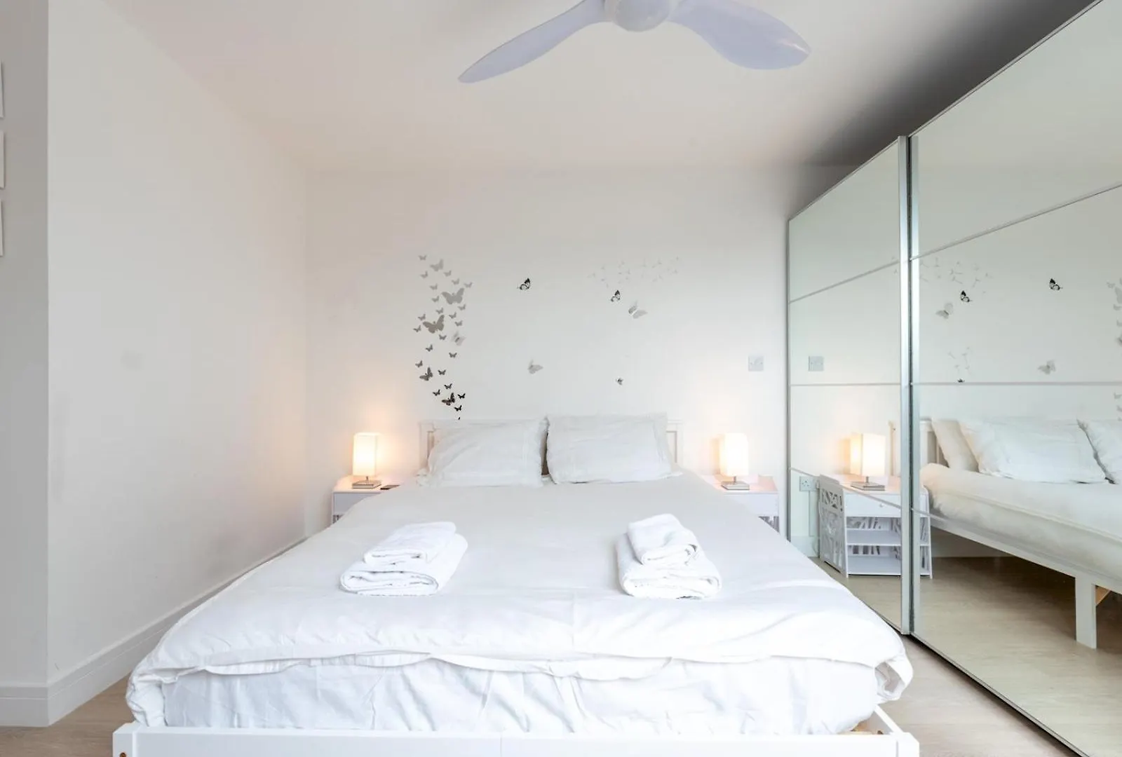 Windrush Court - Stunning Penthouse With River Views Near Erith Stn Pass The Keys 0*,  Storbritannien